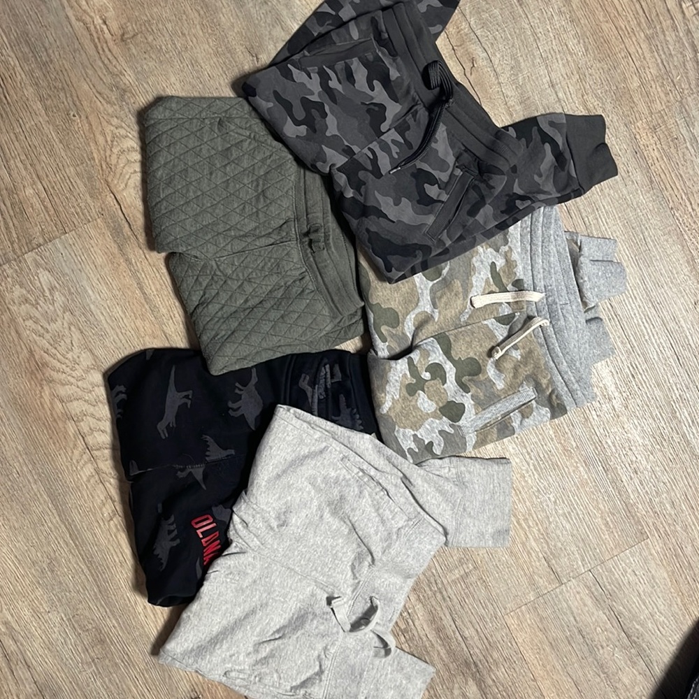 Lot of 3T boys jogger style sweat pants - 3 old navy, 1 babygap 1 oshkosh